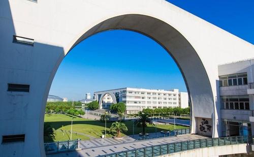 上海对外经贸大学好吗？上海对外经贸大学怎么样