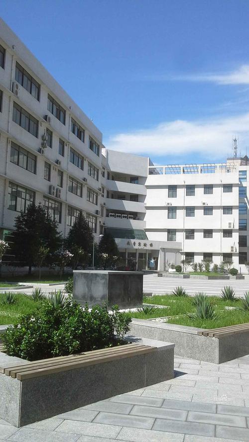 北京印刷学院校园环境？北京印刷学院怎么样