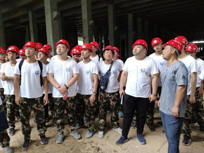 大学生进中铁中建都是干什么的？大学生到工地干活怎么样