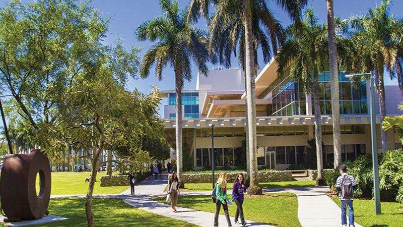 迈阿密是一个怎样的城市？迈阿密大学的建筑系怎么样