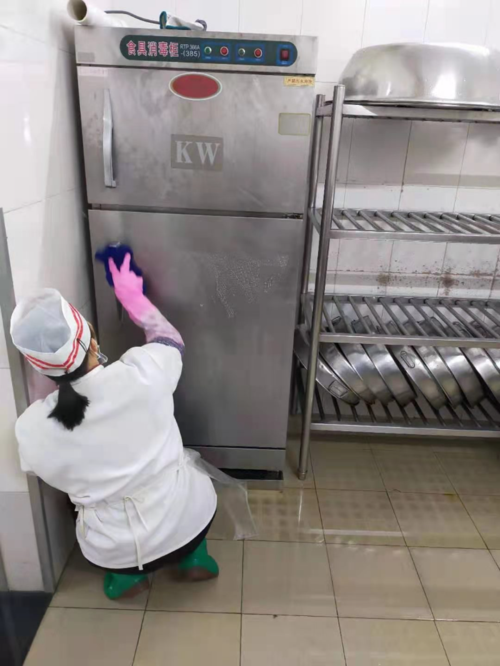 食堂保洁好做吗？食堂卫生怎么样