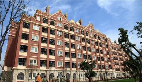 四川西南航空职业学院怎样？真的有说的那么好？成都城市职业学院的宿舍怎么样