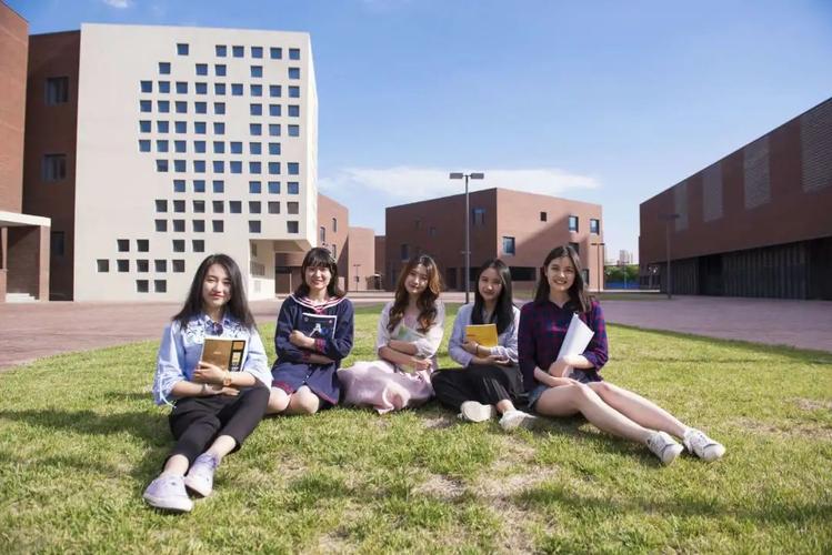 天津女孩500分适合考哪所大学？天津外国语大学会计学怎么样