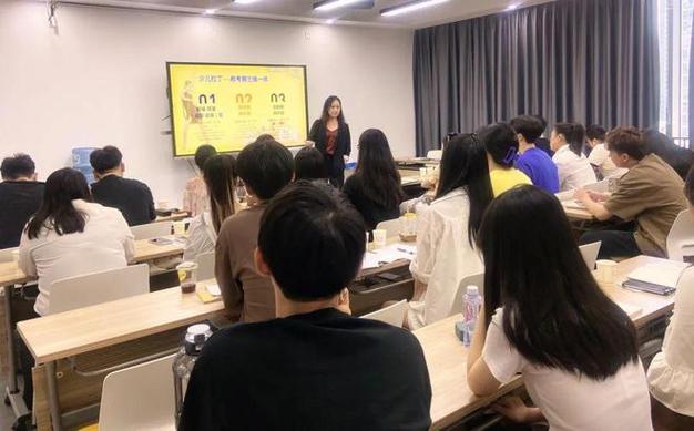 学而思做教务专员特别累吗？教务人员工作怎么样