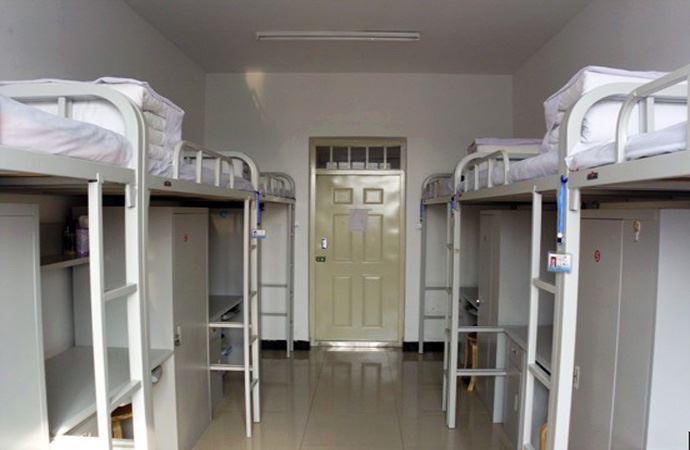 黑龙江建筑职业技术学院怎么样?例如住宿条件，学校环境，食堂伙食等？黑龙江农业经济宿舍怎么样