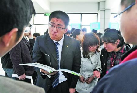 合肥工业大学历届学生会主席？山东建筑大学学生会怎么样