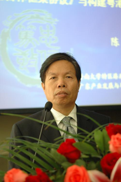 著名经济学家陈人通教授的人物经历？台湾科技大学经济学怎么样