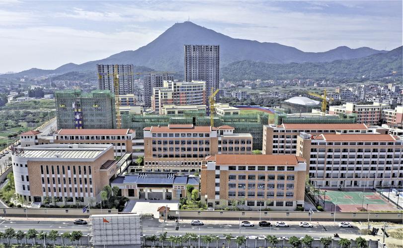 莆田艺术学校怎么样？福建省艺术职业学院美术系怎么样