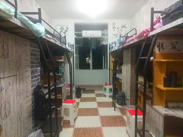 巢湖学院怎么样啊，体育系好不好。宿舍条件怎么样啊？巢湖学院和怎么样