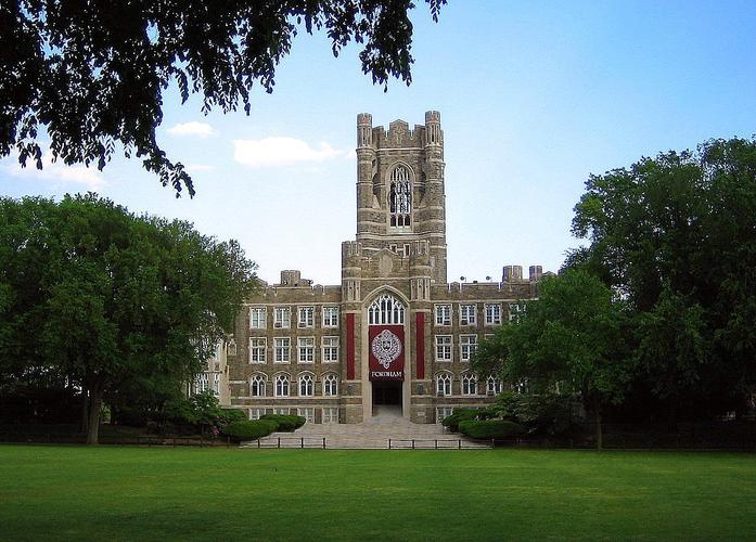 谁来给我介绍一下fordham这个大学？纽约皇后大学怎么样