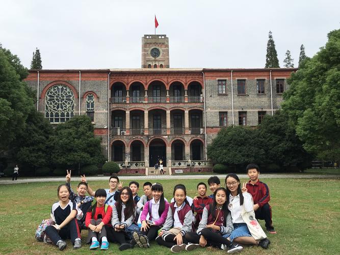 苏州外国语学校怎么样？（苏州大学外国语学院怎么样）