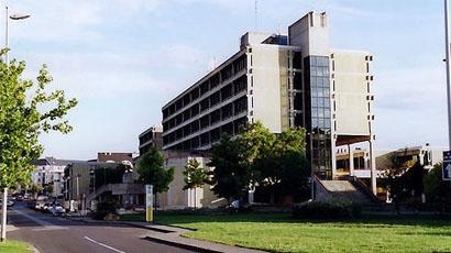 贡比涅技术大学世界排名？（法国贡比涅技术大学怎么样）