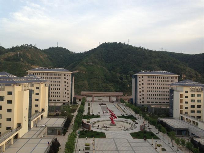 延安职业技术学院是双高学校吗？（延安职业技术学院艺术系怎么样）