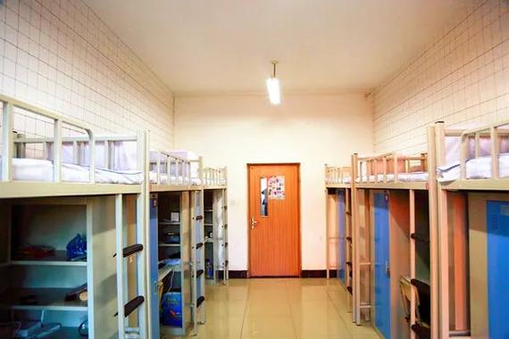 长春汽车工业高等专科学校怎么样？（长春汽车工业高等专科学院宿舍怎么样）