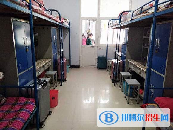 鹤壁育才高中可以走读吗？（鹤壁职业技术学院宿舍条件怎么样）