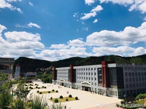 承德学院怎么样?(去承德上大学怎么样)