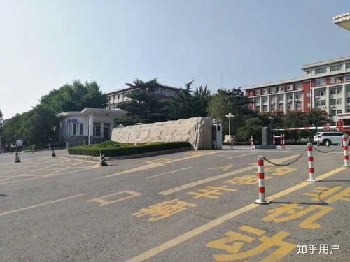 山东科技大学泰安校区和山东农业大学哪个好？（山东农业大学有怎么样）