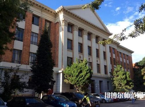 昆明学院物理师范类好就业吗?(云南大学物理系怎么样)