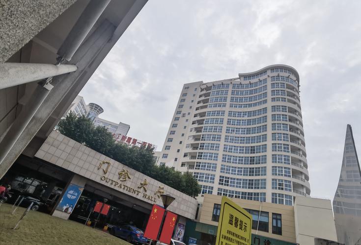 厦大从哪个门进比较好？（广州厦大医院怎么样）