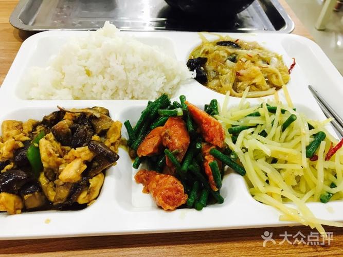 大连学校吃的是预制菜吗？（大连职业技术学院伙食怎么样）
