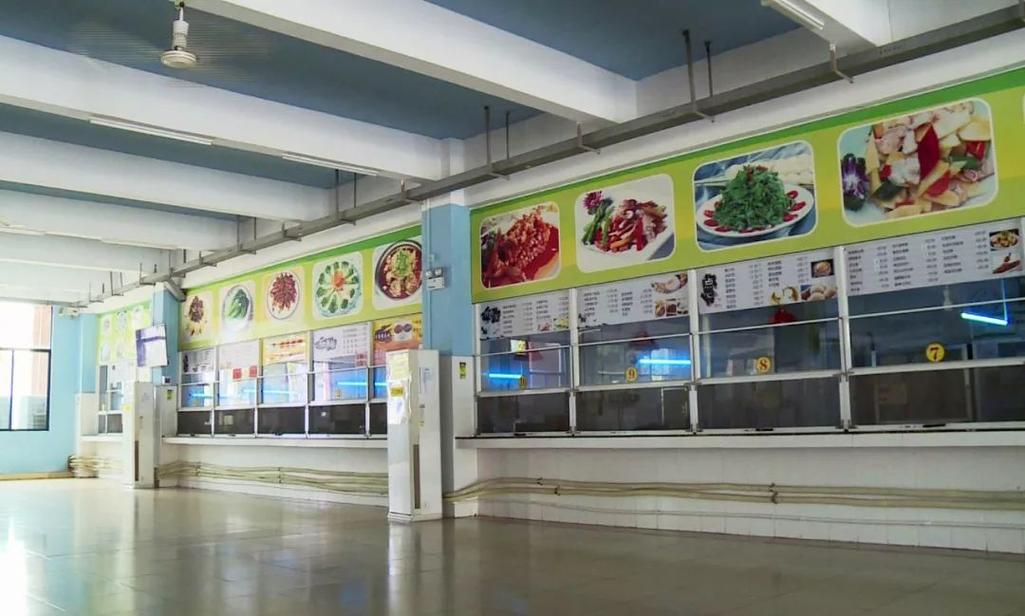 罗定职业技术学院新校区占地面积？（罗定职业技术学校饭堂怎么样）