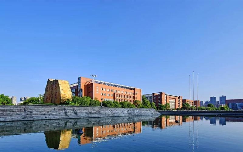 湖南工业大学中外合办值得读吗？（英国南岸大学怎么样）