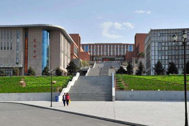 锦州师范学校怎么样？（锦州师范学校环境怎么样）
