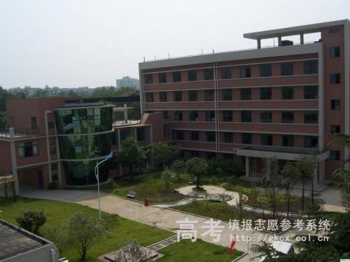 环境工程专业专科的大学？（湖北轻工职业学院环境怎么样）