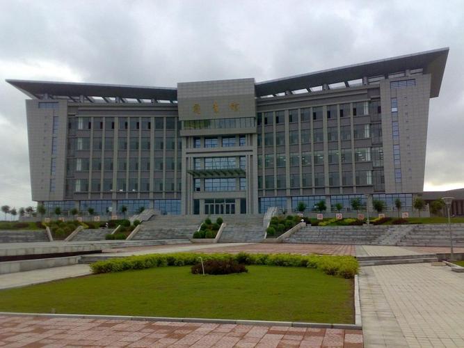 锦州医科大学医疗学院是什么校区?(锦州医科大学环境怎么样)