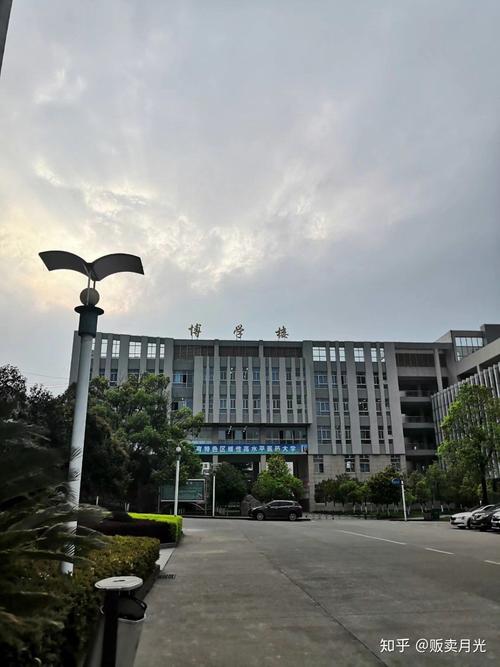 怀化湖南医药学院环境以及住宿怎么样?(湖南医药学校怎么样)
