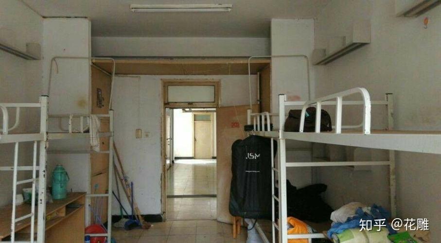 河北工业大学宿舍几人间？（河北工业学院的南校区宿舍怎么样）