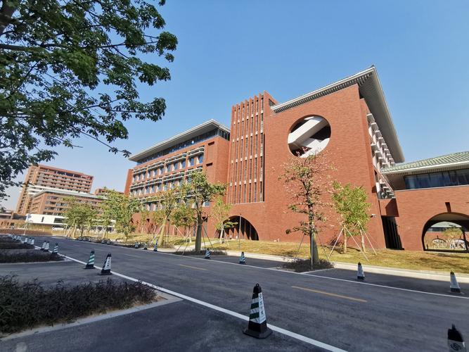 华南理工大学广州国际校区好吗?(广州华南理工怎么样)