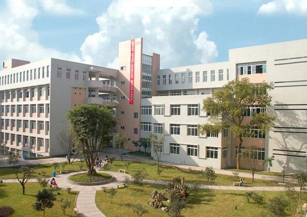 成都的3+2学校,有哪些比较正规,比较好的？（交大3十2学校怎么样）